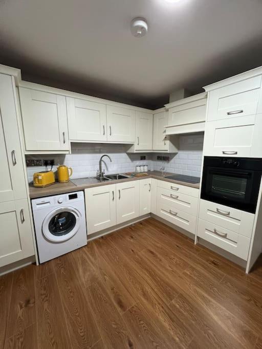 Blacklion Prime Location Apartment Экстерьер фото